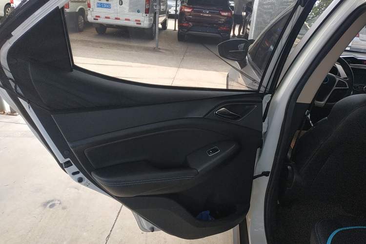 Used BYD Yuan New Energy 2018 EV360 Smart Connect Cool Edition