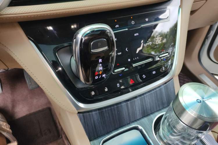 Used Buick GL8 2021 ES Land Cruiser 653T Smart Flagship Model
