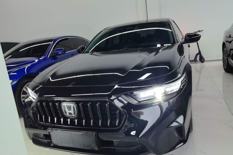 Used Honda Inspire 2023 260TURBO Deluxe Edition Front