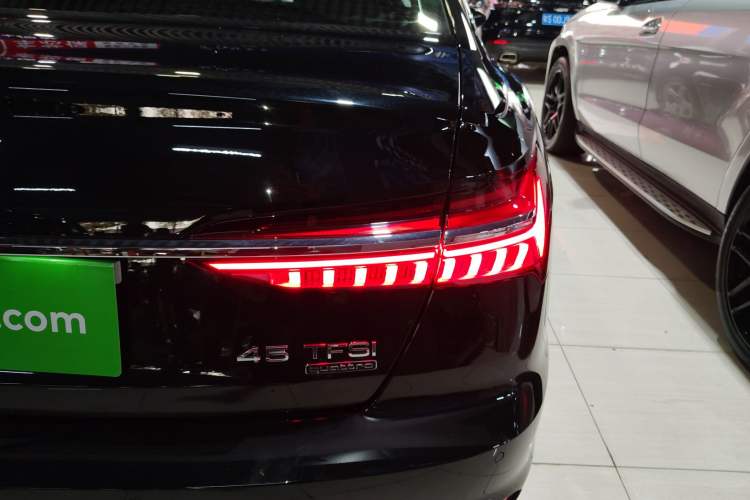Used Audi A6L 2019 45 TFSI quattro Prestige Elegant Edition Right Rear Taillight