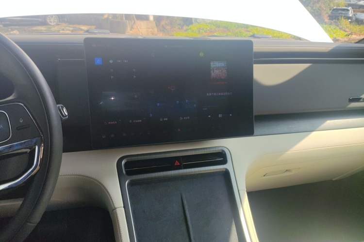 Used Polestones 01 2024 All-Purpose 7-Seater Standard Range Edition
