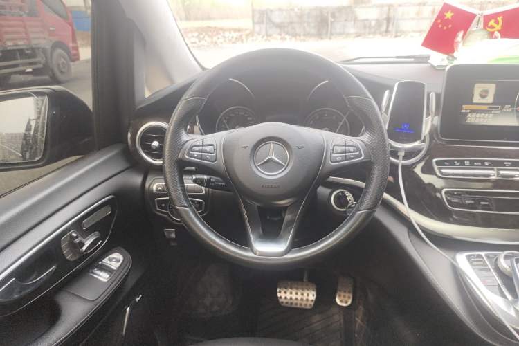 Used Mercedes-Benz V-Class 2017 V 260 L Prestige Extended Edition
