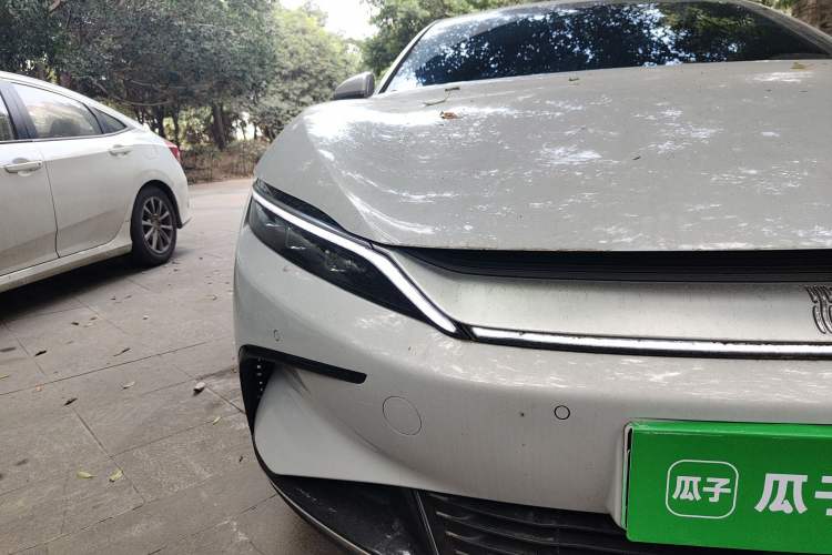 Used BYD Han 2024 EV Glory Edition 605KM Front-Wheel-Drive Premium Model
