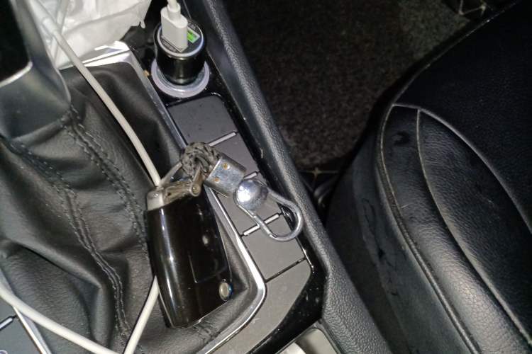 Used Volkswagen Sagitar 2019 280TSI DSG Comfort Version China VI Standard Interior 1