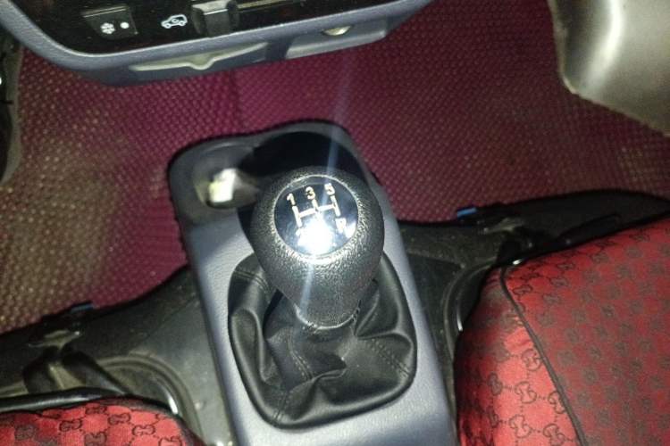 Used Jinbei Hiace X30 2021 1.5L Wealthy Single-Steaming Air-Conditioned Van China VI Standard SWC15M