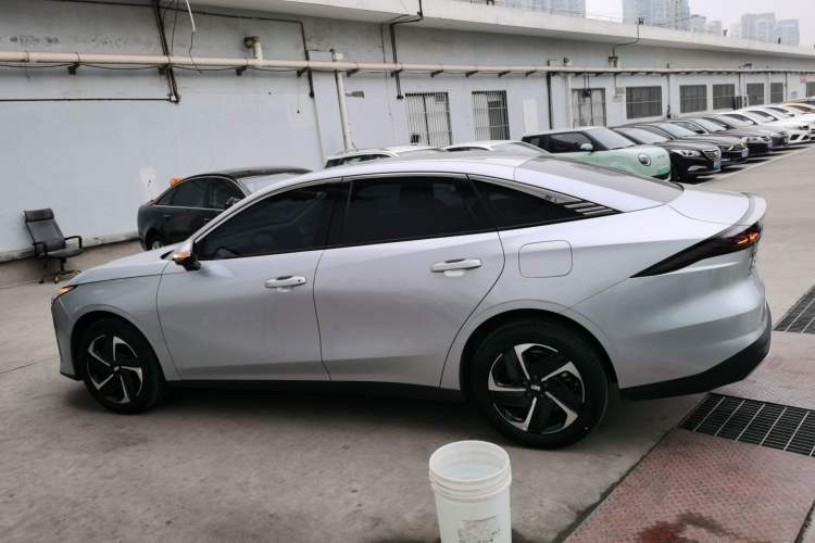 Used Geely Galaxy L6 2025 EM-i 140km Starship Edition