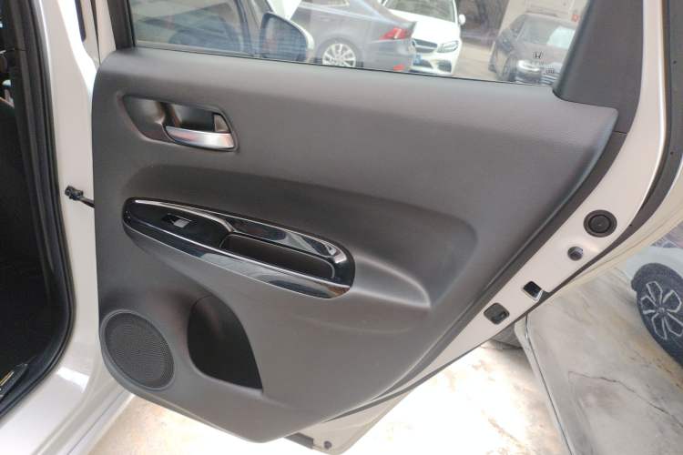 Used Honda LIFE 2021 1.5L CVT SPORT Heartbeat Edition Right Rear Door Interior