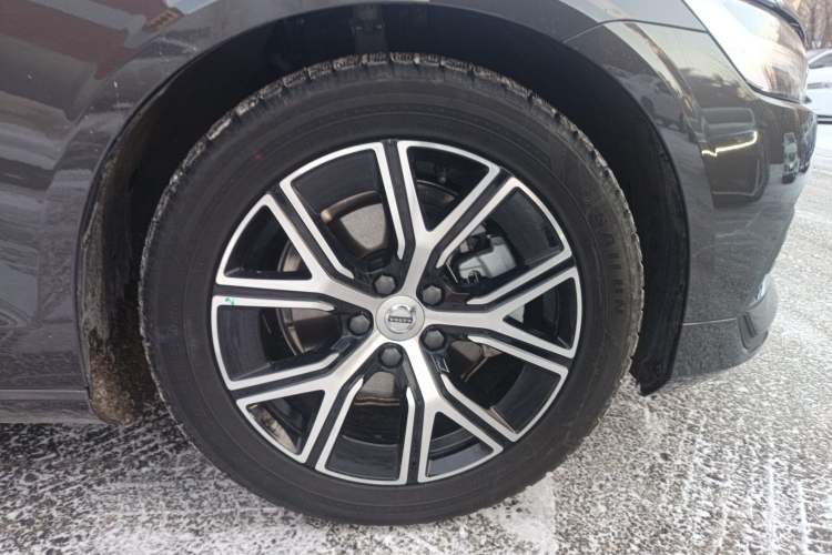 Used Volvo S60 2025 B4 Zhiyi Luxury Edition