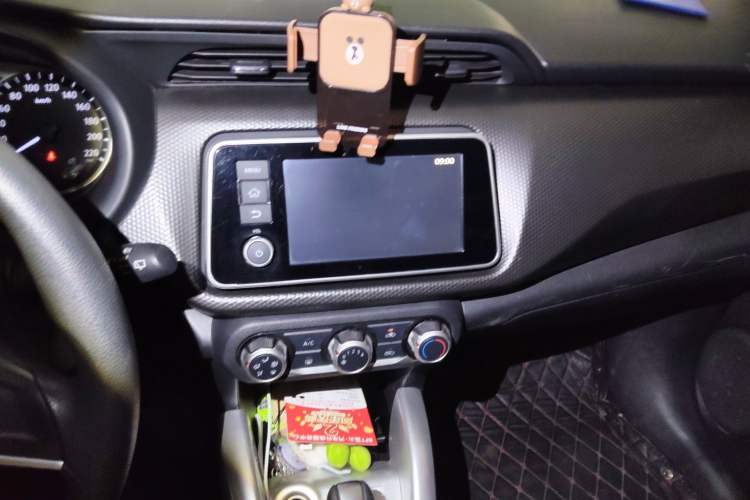 Used Nissan Kicks 2017 1.5L CVT Cool Enjoy Edition
