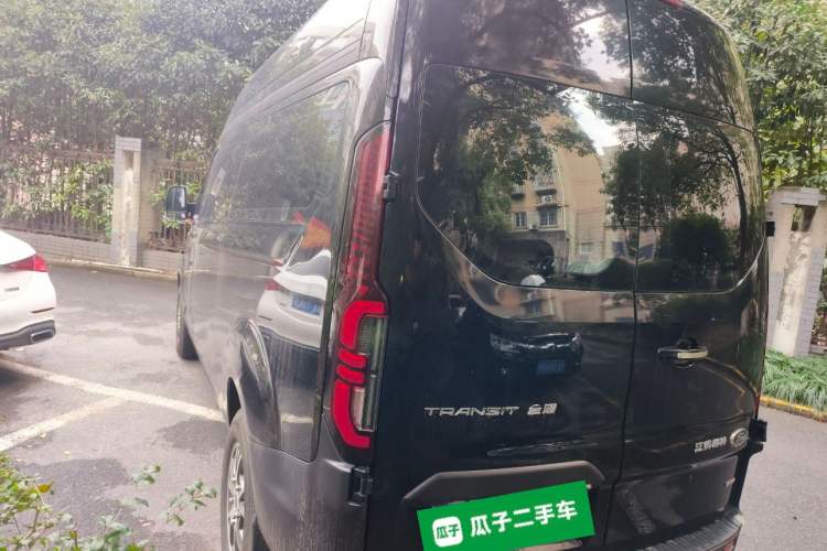 Used Ford Transit 2023 2.0T Diesel Automatic Multi-Purpose Commercial Vehicle Mid-Frame Mid-Roof 5/6 Seats