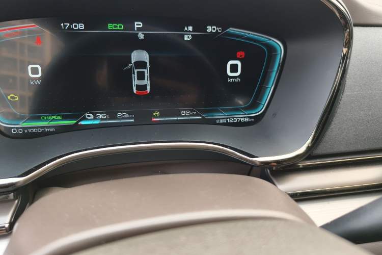 Used BYD Han 2020 DM Four-Wheel Drive Performance Edition Luxury Model Odometer Close Up