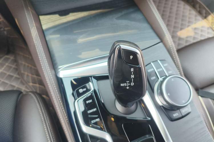 Used BMW 5 Series 2021 530Li Luxury Edition M Sport Package
