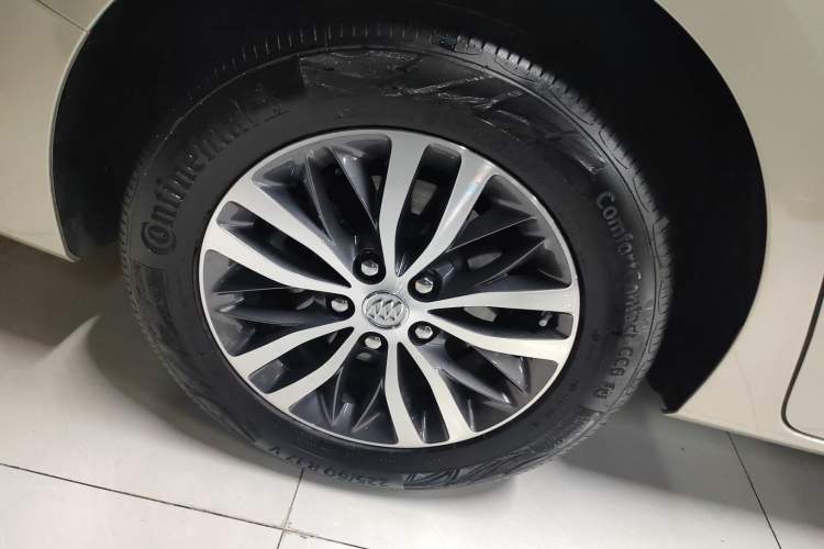 Used Buick GL8 2017 ES 28T Luxury Model China V Standard