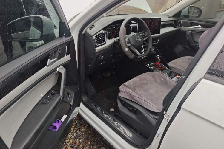 Used Volkswagen Tayron 2024 300TSI Two-Wheel-Drive Luxury Plus Advanced Version