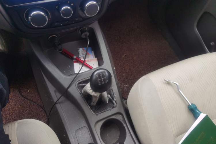 Used Wuling Rongguang V 2016 1.5L Standard Version
