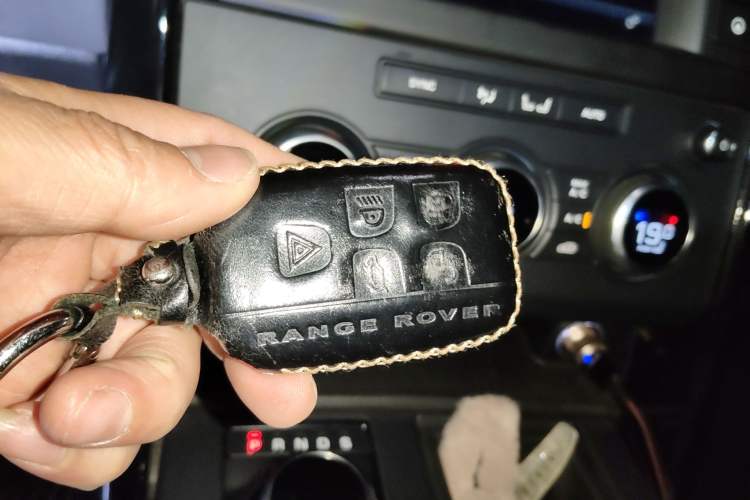 Used Land Rover Discovery 2017 3.0 SC V6 SE