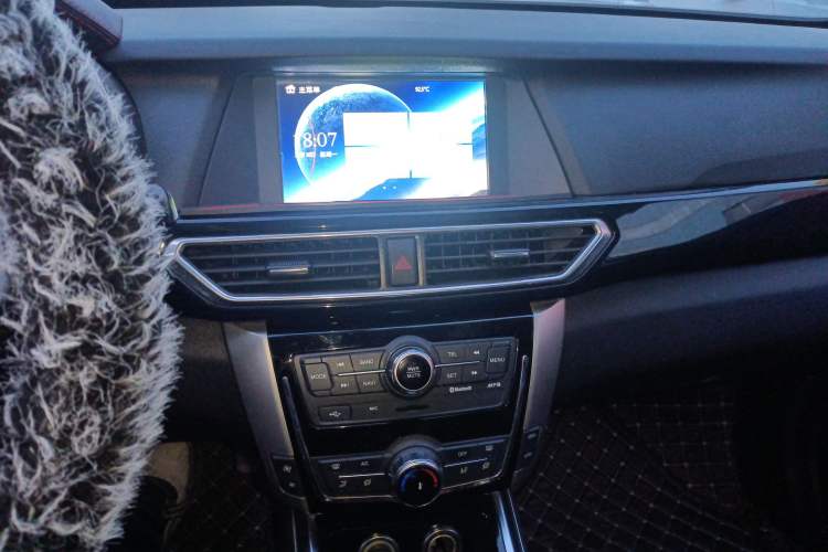 Used Zotye Domy X5 2015 1.5T CVT Landlord Edition China V Standard Audio And AC Panel