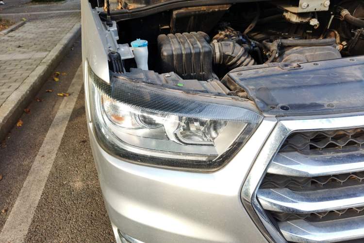 Used JAC Refine M4 2016 2.0L Manual Luxury Version