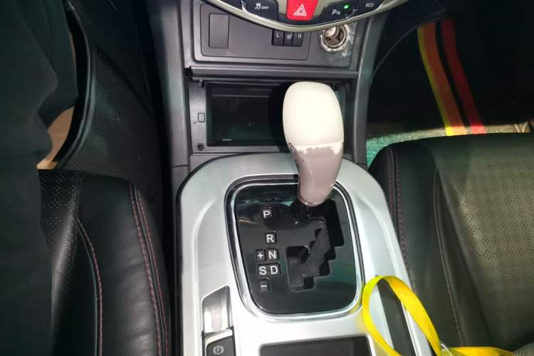 Used BYD S7 2015 2.0T Upgraded Automatic Flagship Version Gear Lever