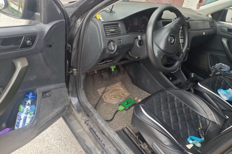 Used Volkswagen Santana 2016 1.6L Manual Fashion Edition Driver Seat