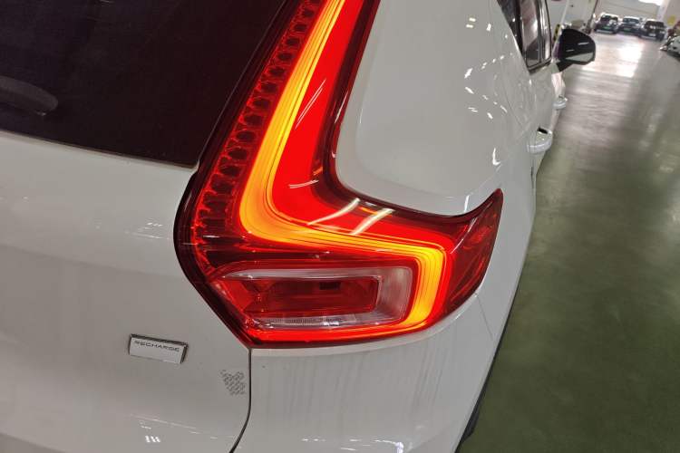 Used Volvo XC40 New Energy 2022 Long-Range Version Right Rear Taillight