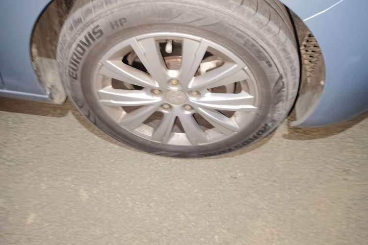 Used Peugeot 308S 2015 1.2T Automatic Jingchi Edition Right Front Wheel Hub