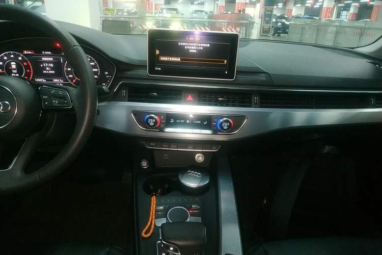 Used Audi A4L 2018 30th Anniversary Edition 40 TFSI Fashion Model