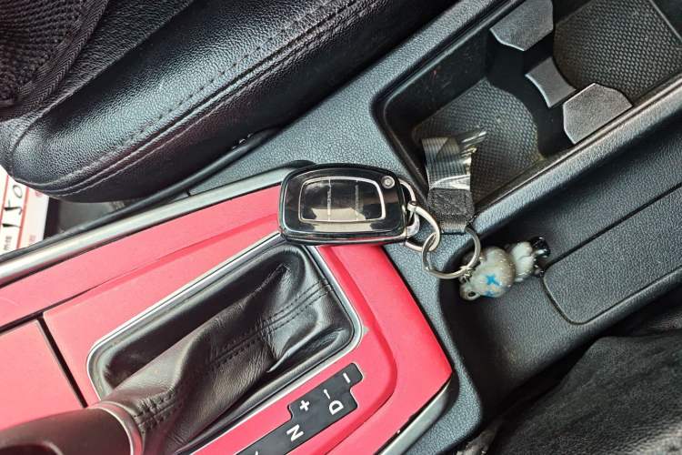 Used Hyundai Elantra (5th Generation / Langdong) 2015 1.6L Automatic Leading Model Interior 1