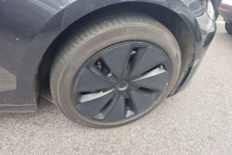 Used Tesla Model 3 2023 Rear-Wheel-Drive Version
