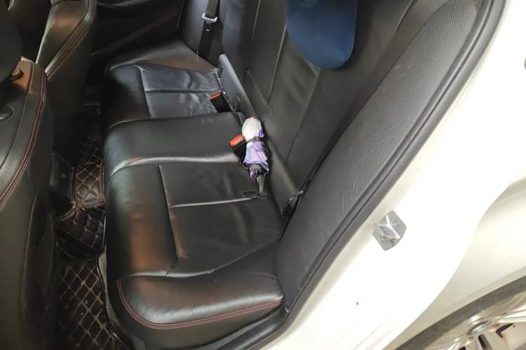 Used BMW 3 Series 2015 320i Luxury Edition Sports Design Package