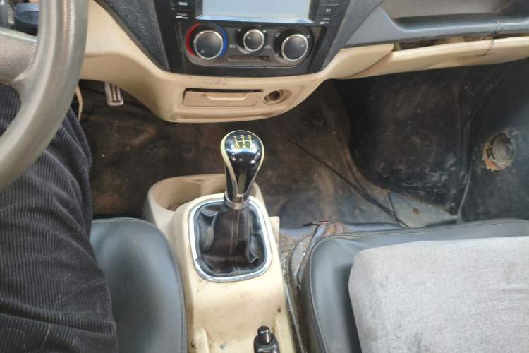 Used CHANGAN KAICHENG Ruixing M80 2014 1.5L CNG Classic Model 4G15S Gear Lever