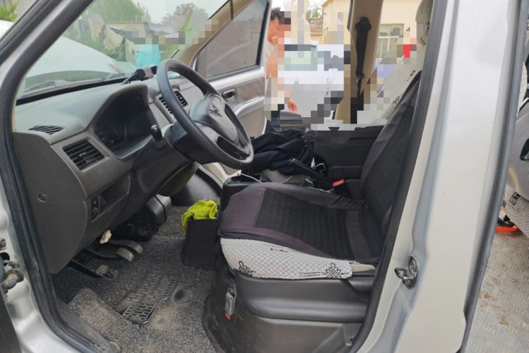 Used Wuling Rongguang 2020 1.2L S Base Model China VI Left Front Seat