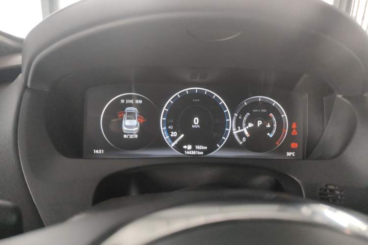 Used Jaguar F-PACE 2016 3.0 SC Four-Wheel Drive S High-Performance Edition Instrument Cluster