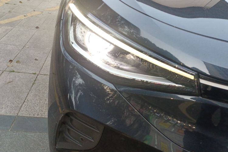 Used Volkswagen ID.4 CROZZ 2022 Pure Edition Limited Edition Exterior 6