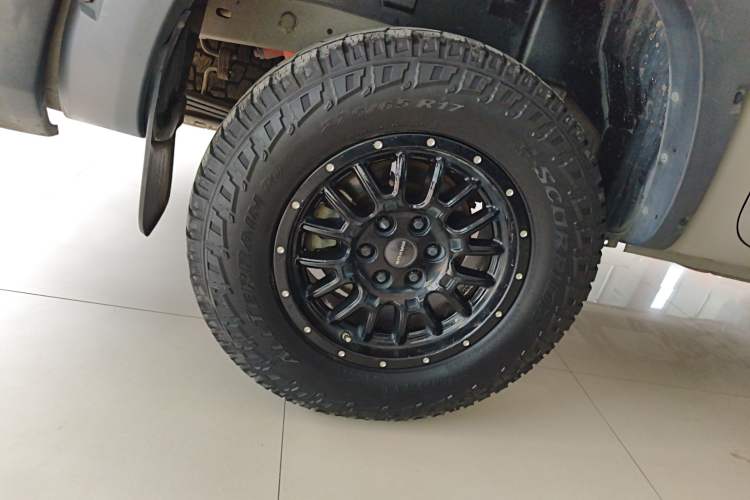 Used SAIC MAXUS T90 2022 2.0T Diesel Automatic 4x4 SAIC Bull—Demon Standard Cab
