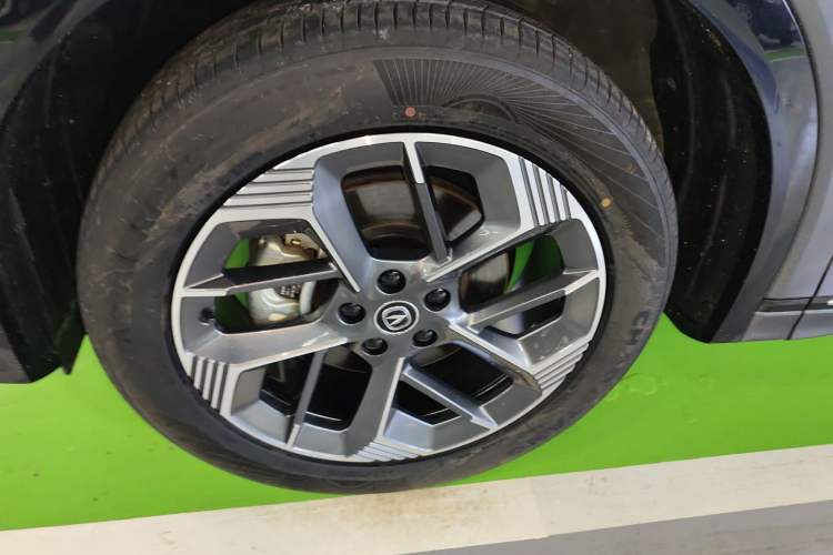 Used CHANGAN CS75 PLUS 2025 4th Generation 1.5T New Blue Whale Smart Luxury Edition
