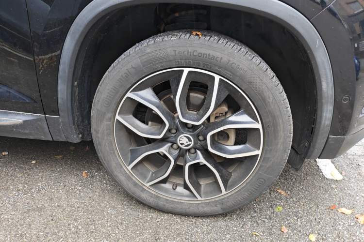 Used Skoda Kodiaq 2018 Restyled TSI330 7-Seater Two-Wheel Drive Luxury Enjoyment Edition Right Front Wheel Hub