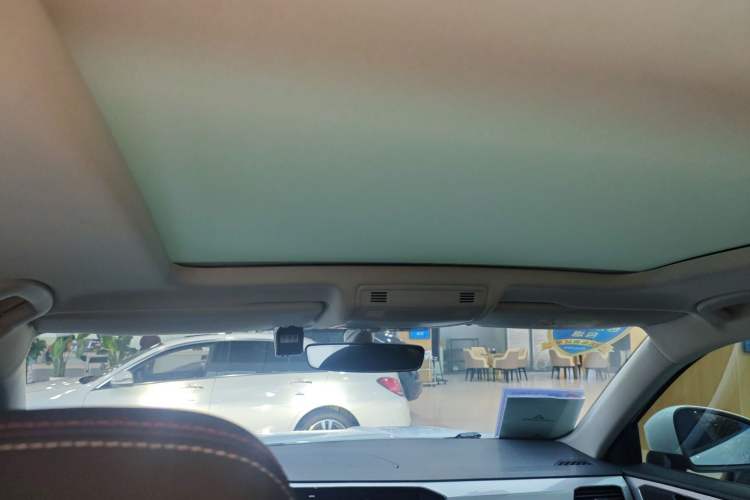 Used Volkswagen Tayron 2021 330TSI Two-Wheel-Drive 3rd Anniversary Limited Edition
