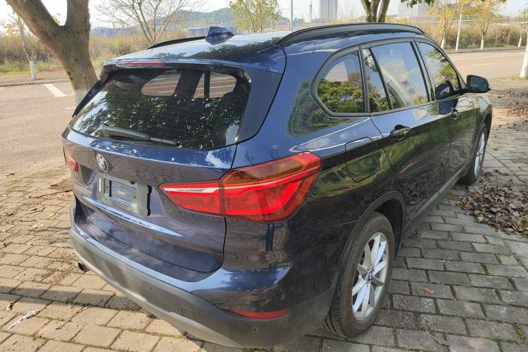 Used BMW X1 2016 sDrive18Li Fashion Model Rear Right 45 Deg