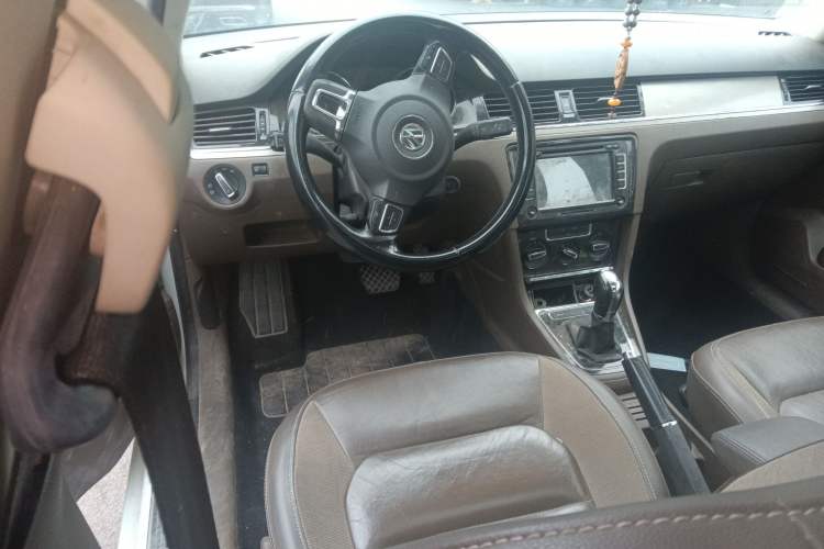 Used Volkswagen Bora 2015 Value Edition 1.6L Automatic Comfort Version