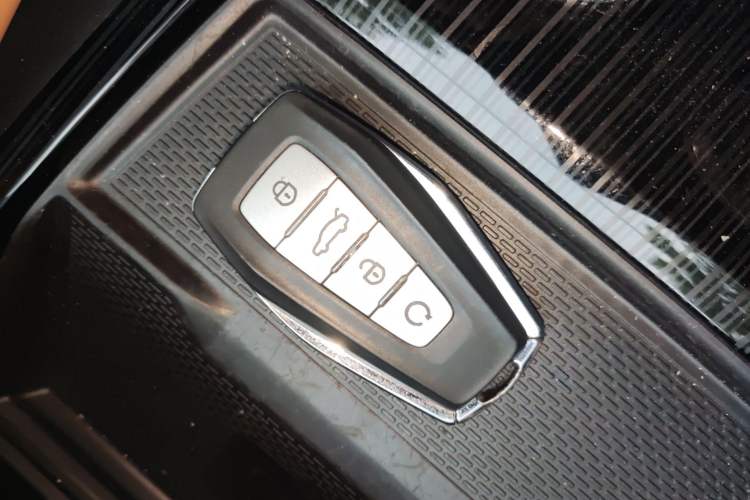 Used Geely Auto Monjaro L Extended Range Electric Version 2022 1.5T DHT Range-Extending Electric Supreme Edition
