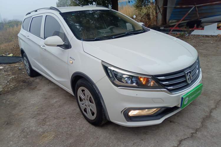 Used Baojun 310W 2017 1.5L Manual Comfort Version China V
