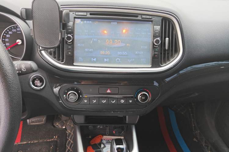 Used Kia KX3 2015 1.6L Automatic Two-Wheel Drive DLX Audio And AC Panel