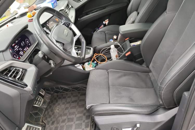 Used Audi Q5 e-tron 2022 40 e-tron Starlight Edition Mech Kit
