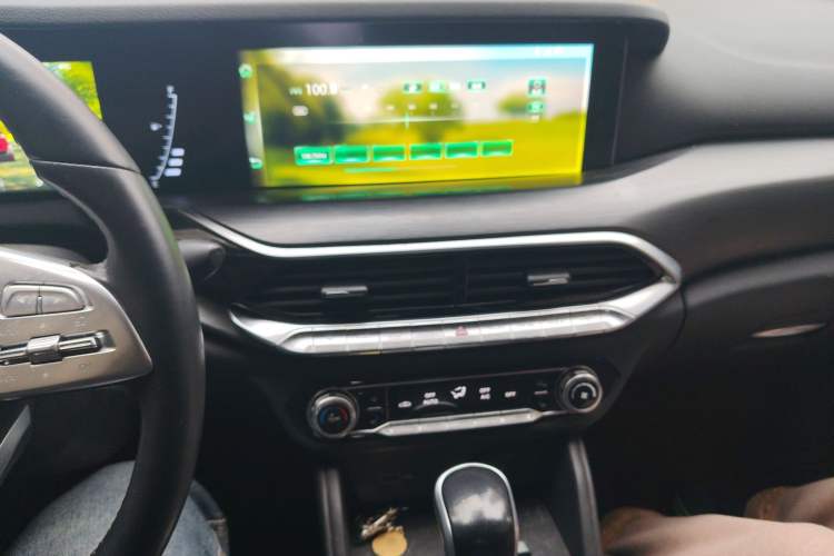 Used Bestune T77 2019 230 TID Automatic Luxury Version China VI Emission Standard