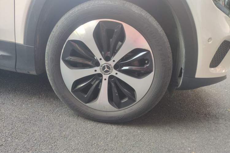 Used Mercedes-Benz GLB 2021 GLB 200 Fashion Model Right Front Wheel Hub