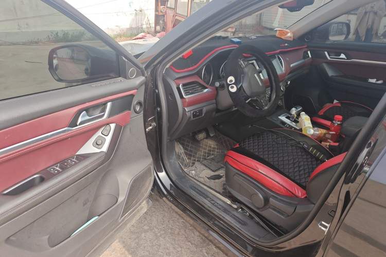 Used Haval H6 Coupe 2019 1.5T Automatic Two-Wheel Drive Luxury Smart Connectivity Version China VI Standard
