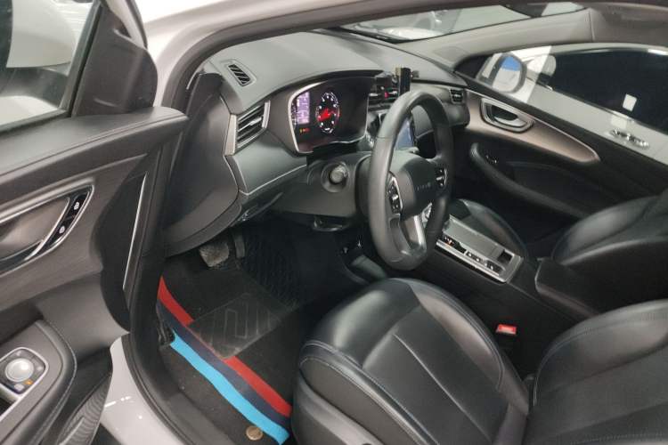 Used Roewe RX5 2022 330TGI Automatic National Style Edition Driver Seat