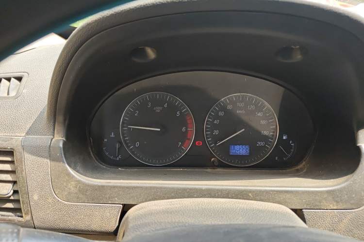 Used BAIC Weiwang M20 2014 1.5L Basic Version DAM15DL Instrument Cluster