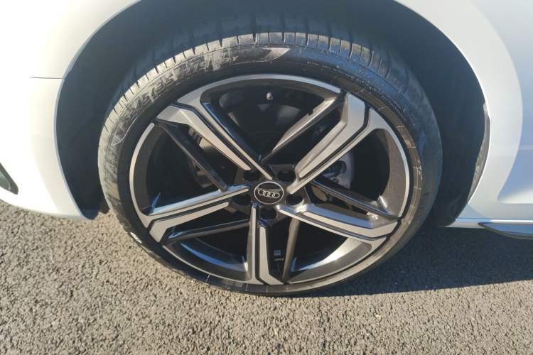 Used Audi A4L 2025 2 Million Units Enjoyment Version 40 TFSI Luxury Dynamic Edition